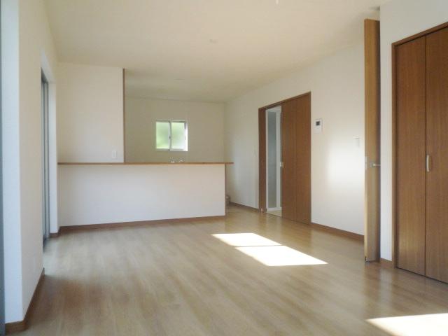 Living. 2013.11.05 shooting Sunny living.