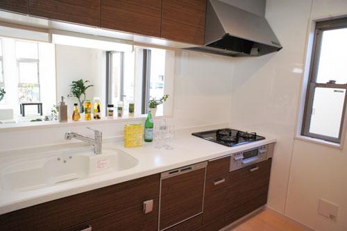 Same specifications photo (kitchen)