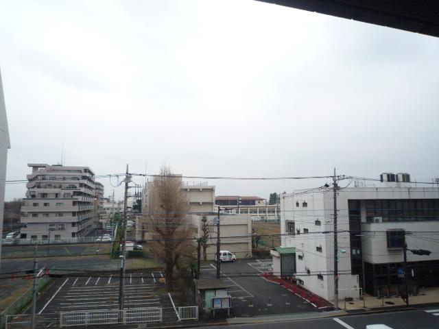 View photos from the dwelling unit. View from local (May 2013) Shooting