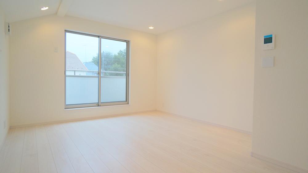 Same specifications photos (living). Living example of construction