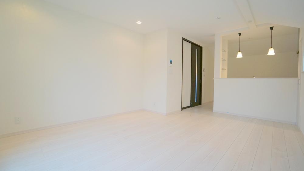 Same specifications photos (living). Living example of construction