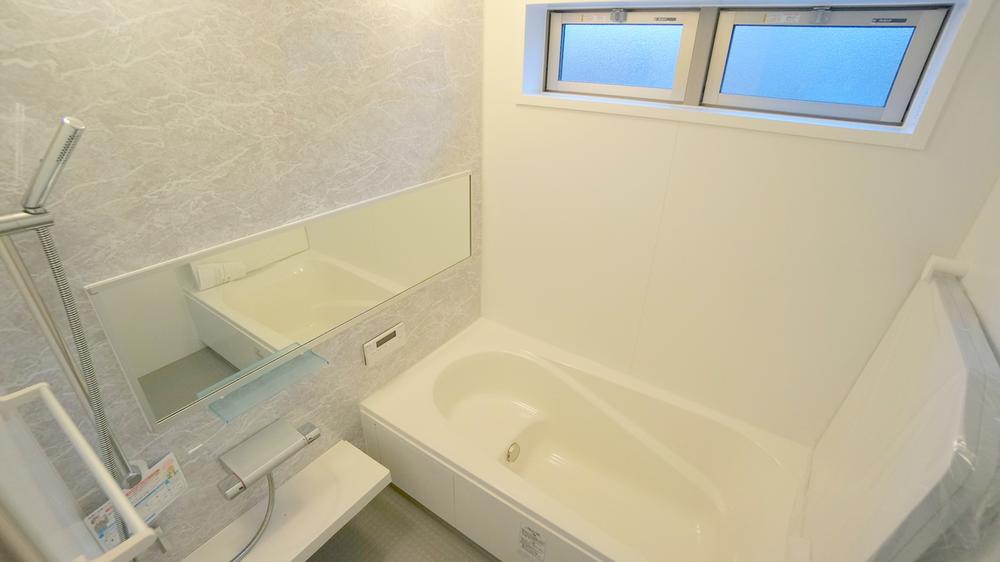 Same specifications photo (bathroom). Bathroom construction cases