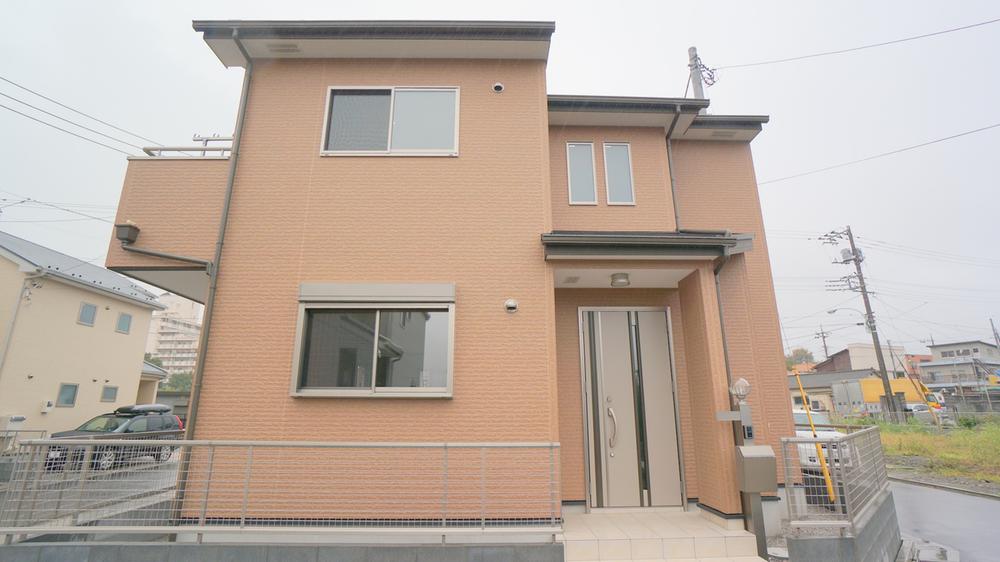 Local appearance photo. 2013 August shooting