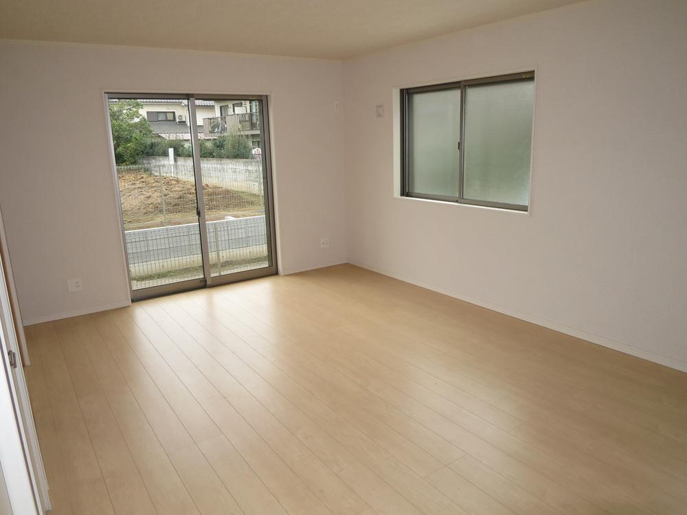 Living. Indoor (11 May 2011) Shooting