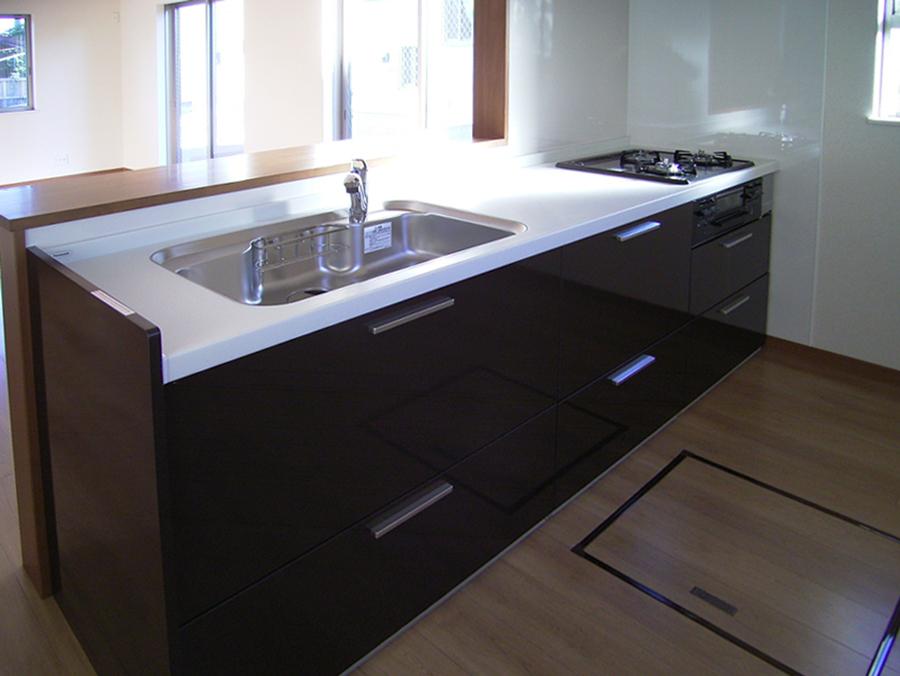 Kitchen. Indoor (11 May 2013) Shooting