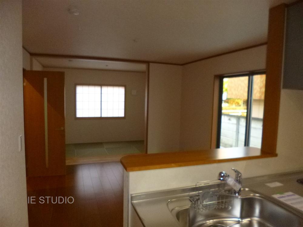 Living. Local (12 May 2013) Shooting