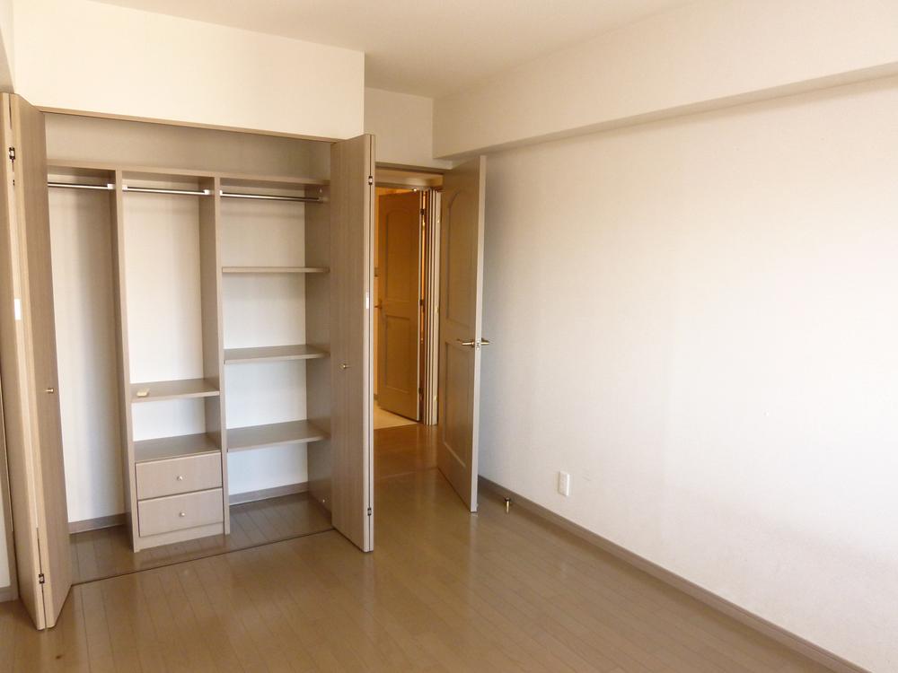 Non-living room. Western-style 1