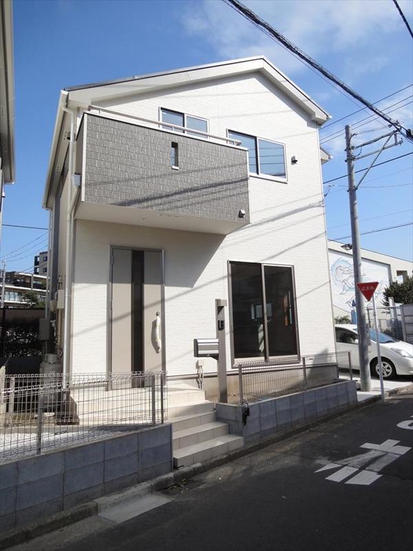 Local appearance photo. (October 2013) Shooting