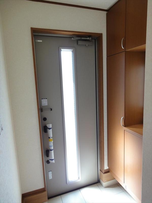 Entrance. (October 2013) Shooting