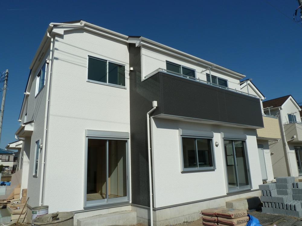 Local appearance photo. Local (11 May 2013) Shooting 5 Building appearance