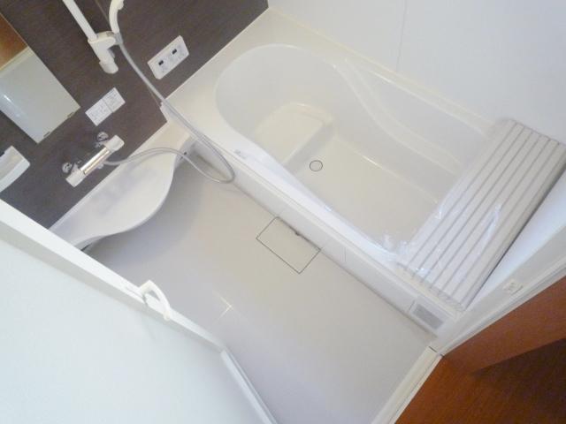 Bathroom. 2013.11.21 shooting