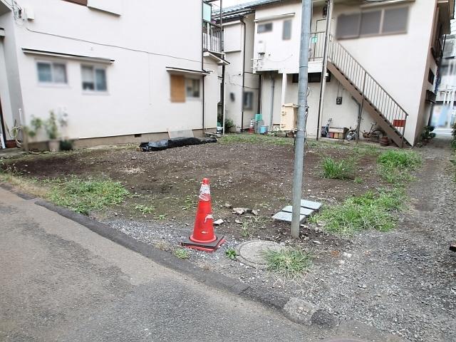 Local appearance photo. When the vacant lot