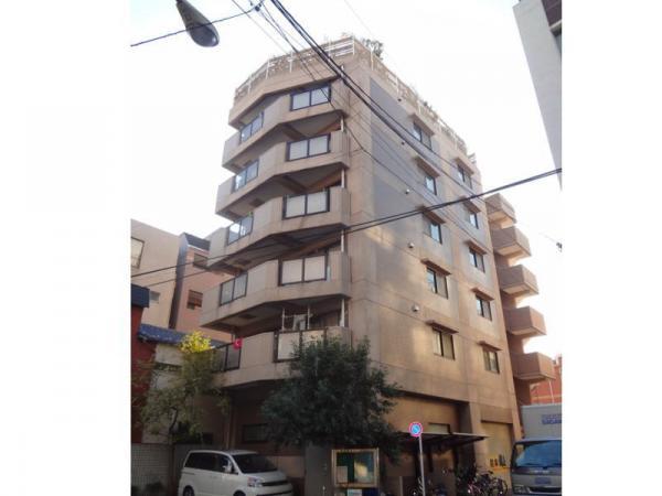 Local appearance photo. Local (11 May 2013) Shooting