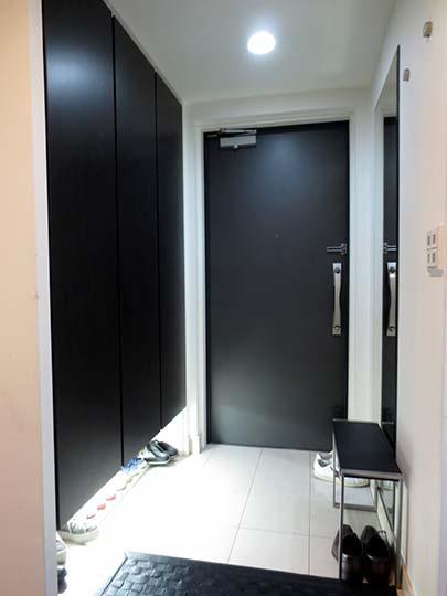 Entrance. Entrance (November 2013) Shooting