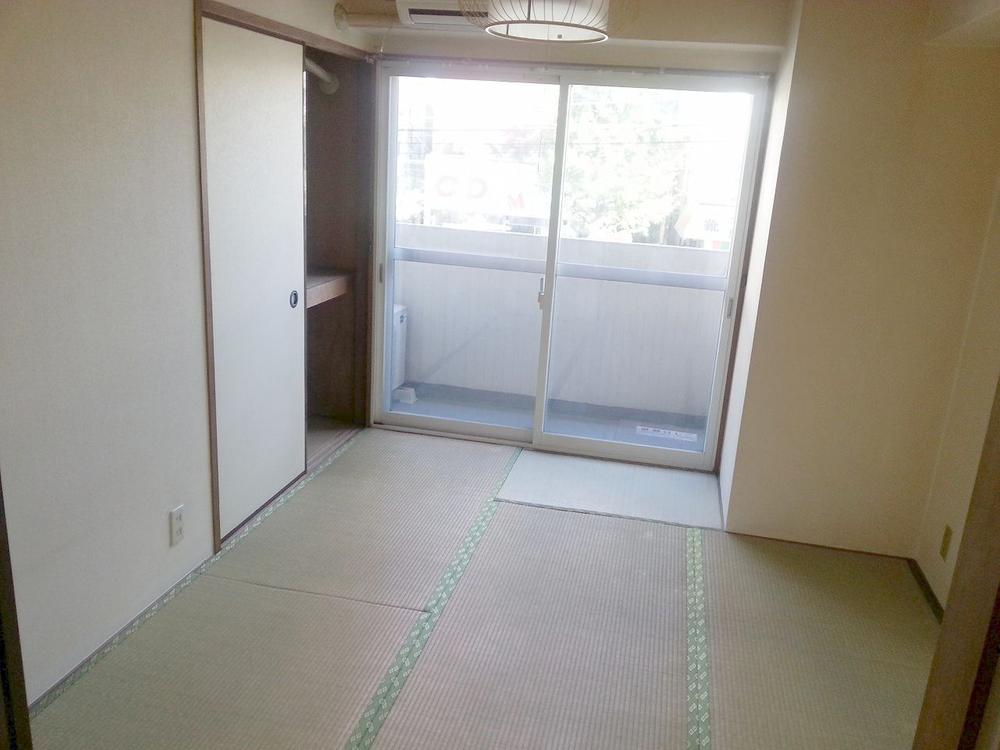 Non-living room. Japanese style room