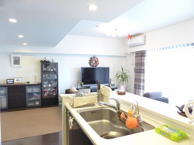 Kitchen. Indoor (June 2013) Shooting