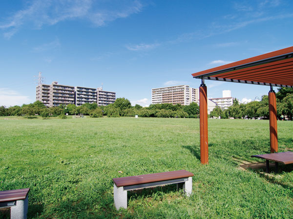 Surrounding environment. Metropolitan Ogu of the original park (a 12-minute walk ・ About 910m)