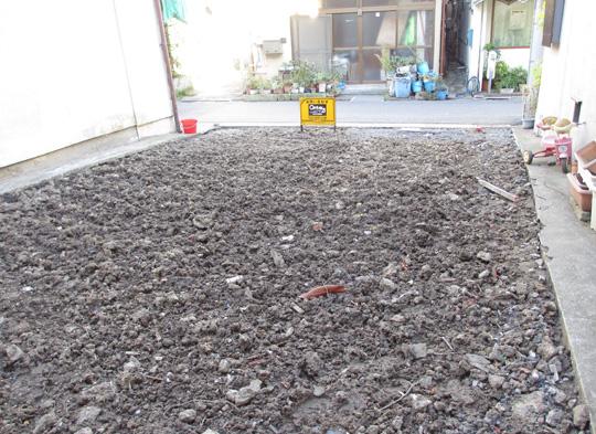 Local photos, including front road. Local (11 May 2013) Shooting