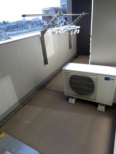 Balcony. Southwest side balcony (October 2013) Shooting