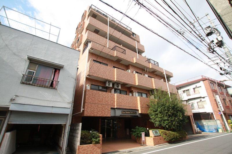 Local appearance photo. Tiled appearance