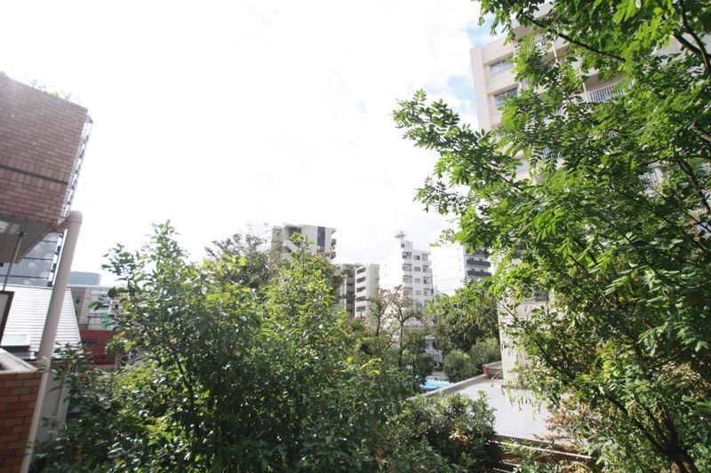 View photos from the dwelling unit