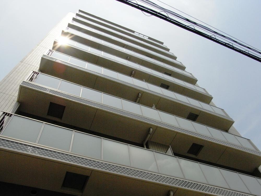 Local appearance photo. Stylish appearance of the white tiled