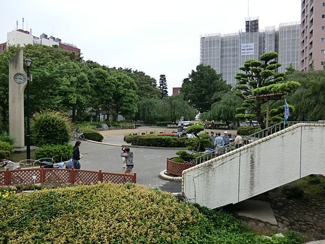 park. 750m until Arakawa park