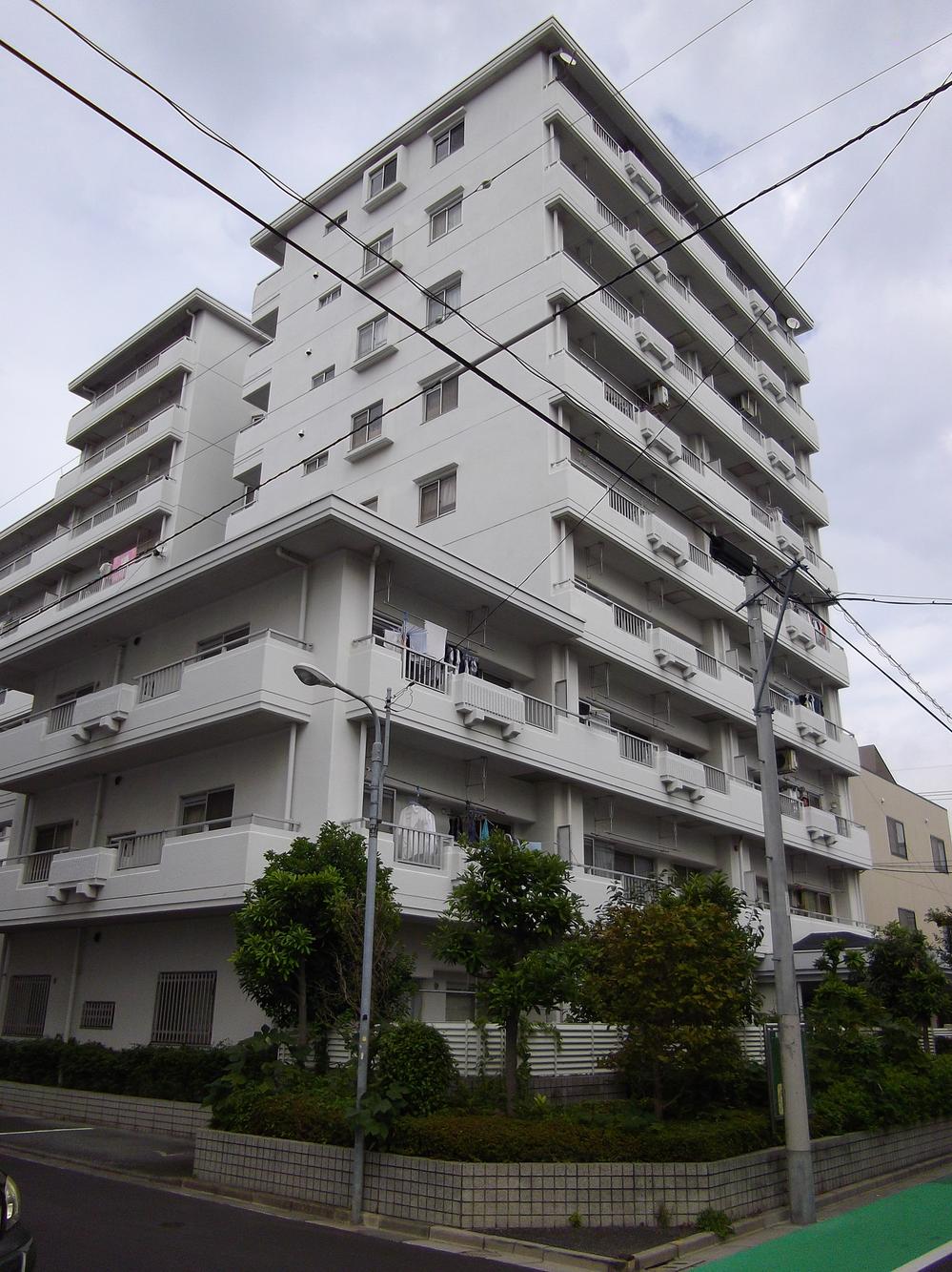 Local appearance photo. local