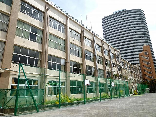 Primary school. Ninth Kaita 700m up to elementary school