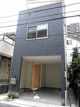 Local appearance photo. Appearance (May 21 shooting)