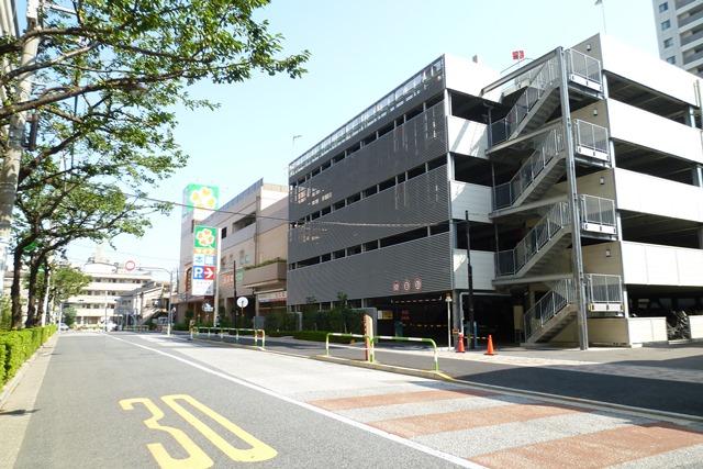 Supermarket. 600m up to life Minamisenju shop