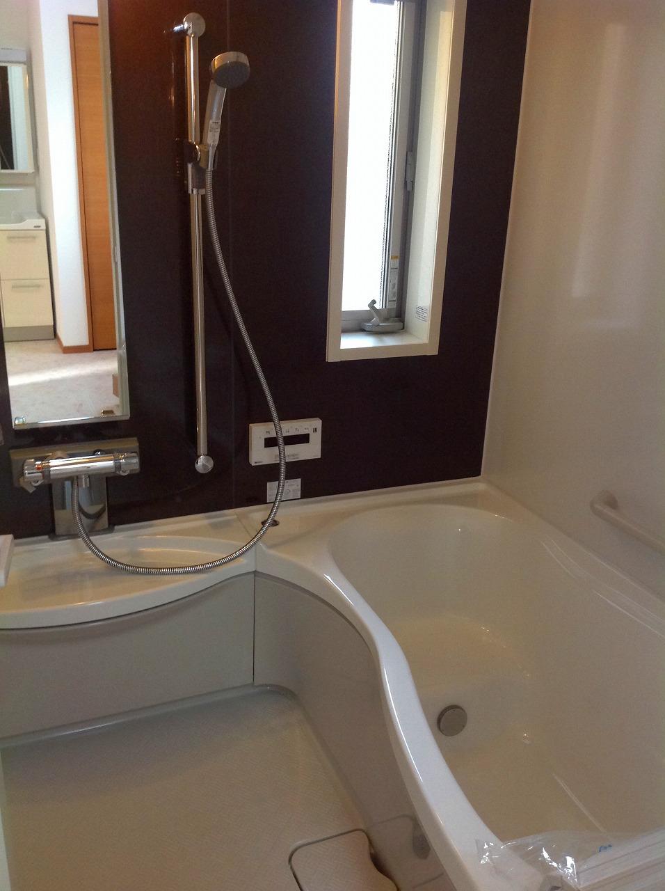 Bathroom. Indoor (12 May 2013) Shooting