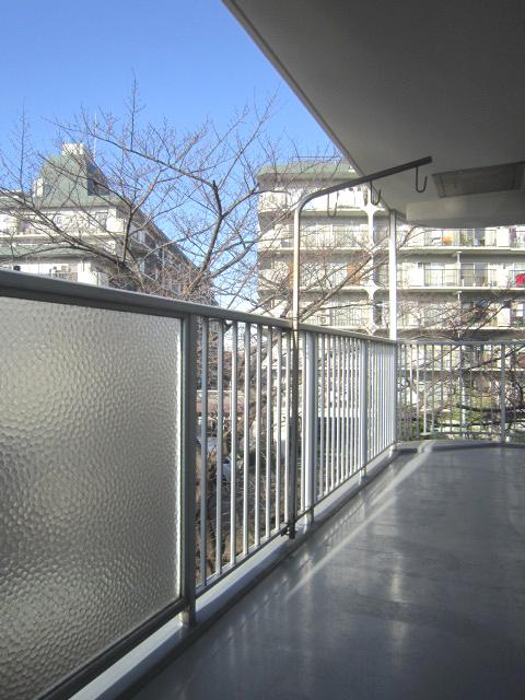 Balcony. Local (12 May 2013) Shooting