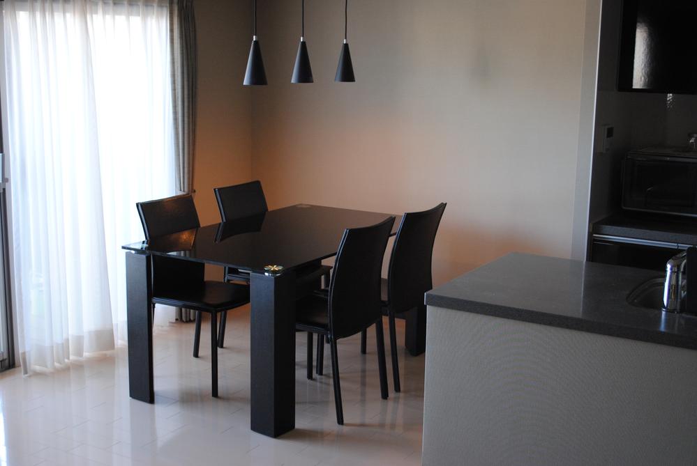 Other introspection. Indoor (March 2013) Shooting