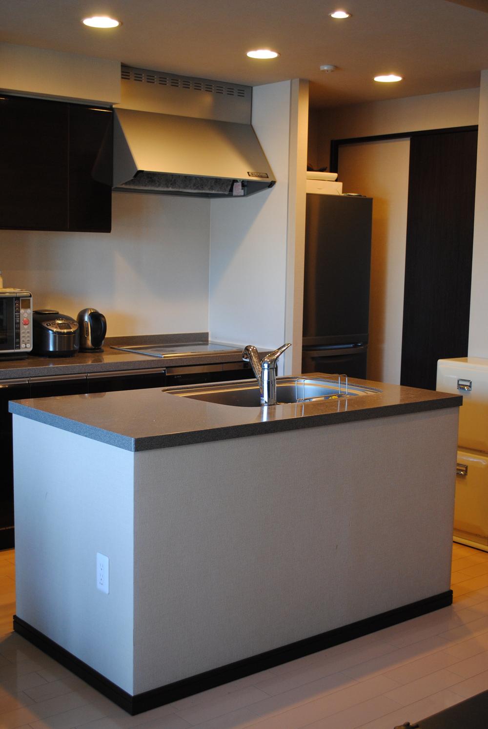 Kitchen. Island Kitchen (March 2013) Shooting