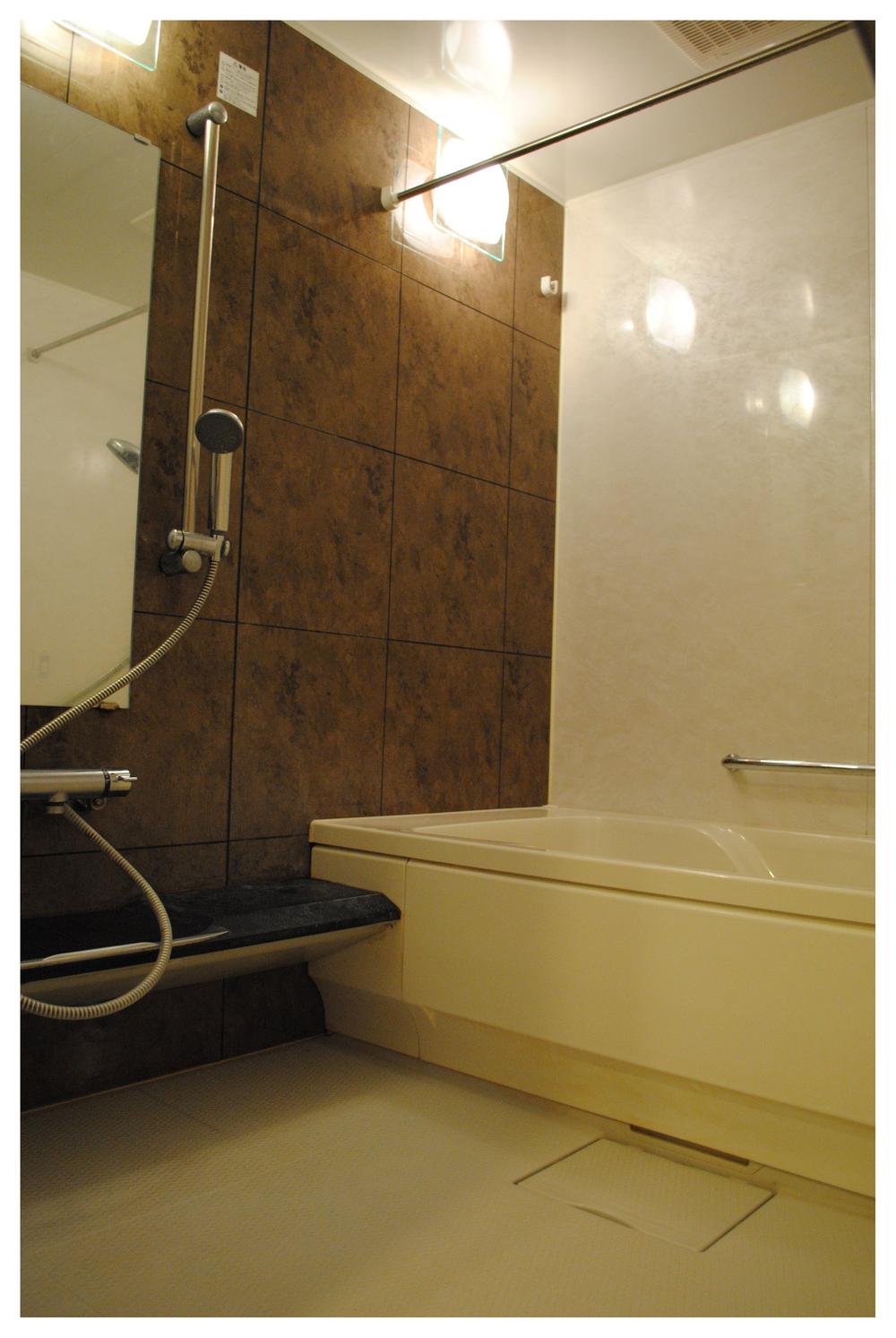 Bathroom. 1620 size of the bathroom (10 May 2013) Shooting