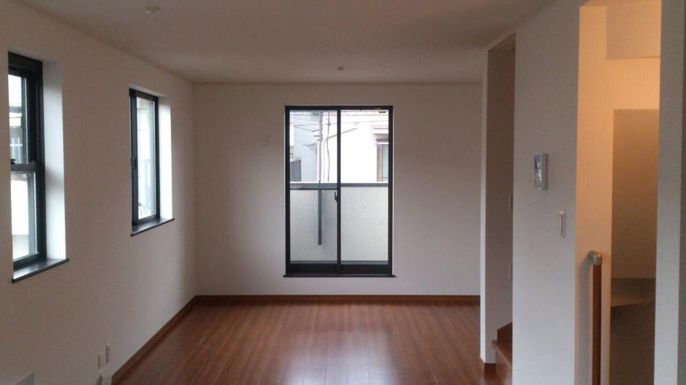 Living. Indoor (12 May 2013) Shooting