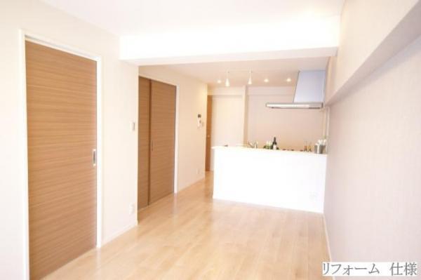 Same specifications photos (living)