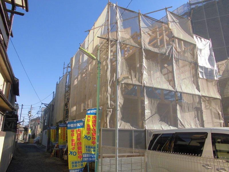 Local appearance photo. Local (12 May 2013) Shooting