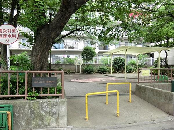 park. Nishiogu 500m to Yonchome North Park