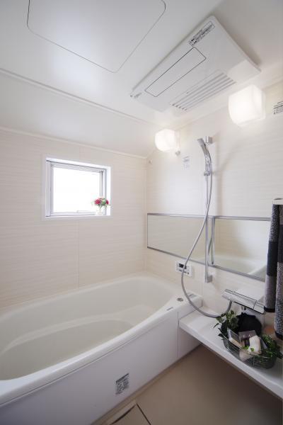 Same specifications photo (bathroom)