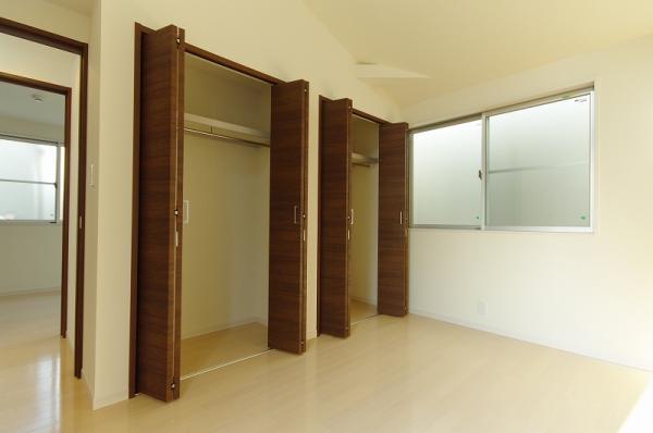 Same specifications photos (Other introspection)