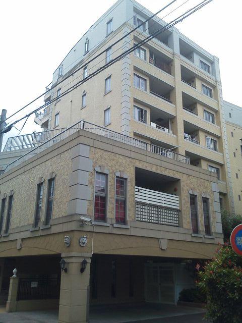 Local appearance photo. Local (10 May 2013) Shooting