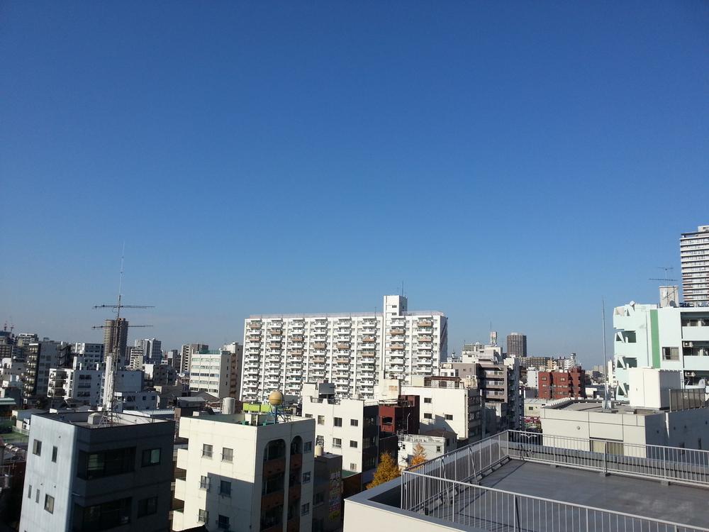 View photos from the dwelling unit. View from the site (December 2013) Shooting