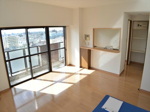 Living. Bright living room