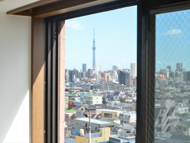 View photos from the dwelling unit. Also from in the room