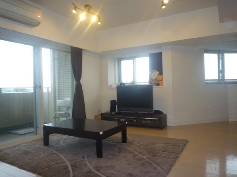 Living. living  ※ Furniture is not attached.