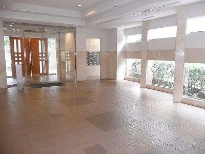 Entrance. Entrance hall