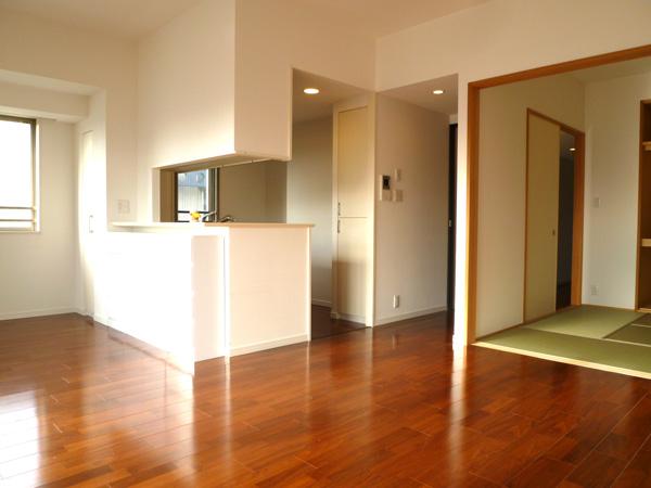 Living. Indoor (12 May 2013) Shooting