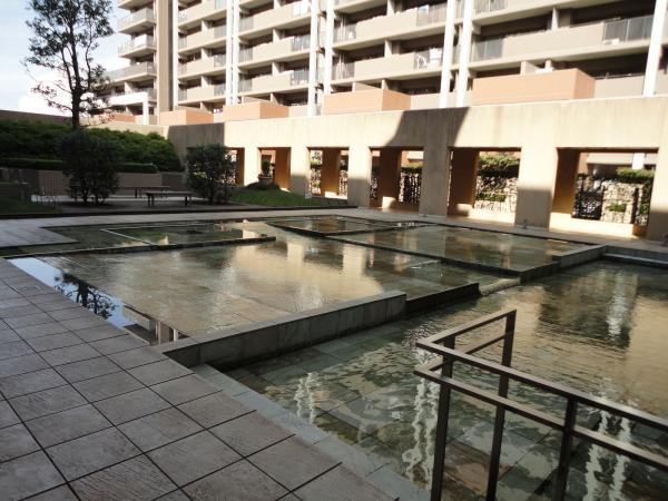 Other common areas. Courtyard (Garden Plaza) / 2013 October shooting